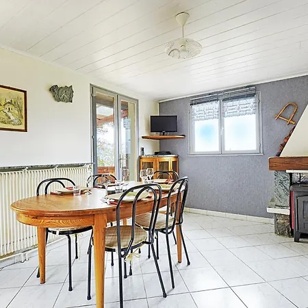 Le Chalet Sous Les Sapins, Calme, Superbe Vue Avec Piscine Et Sauna Ferienhaus Rochesson