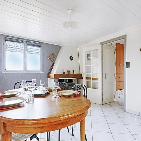 Ferienhaus Le Chalet Sous Les Sapins, Calme, Superbe Vue Avec Piscine Et Sauna